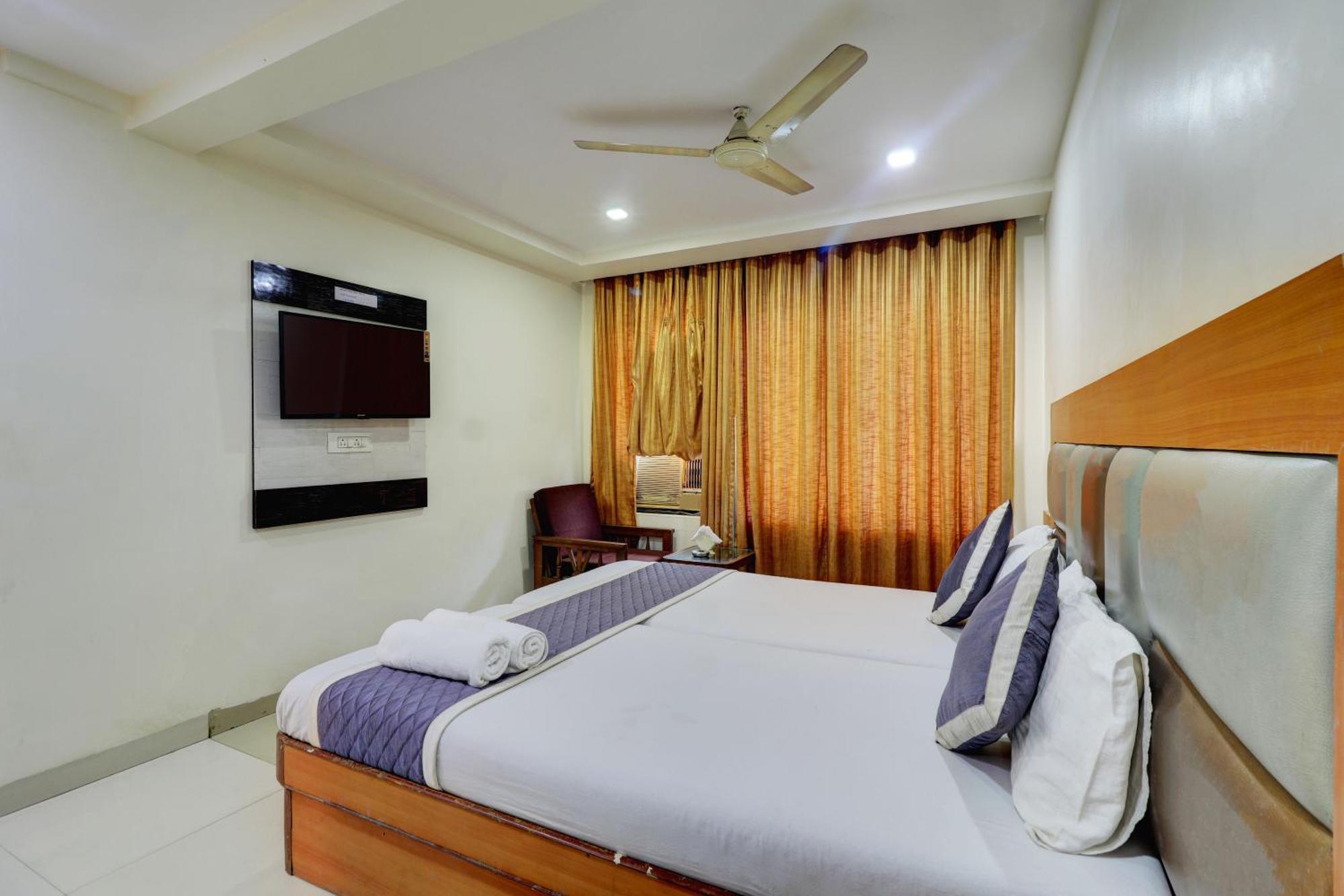 Hotel New Sarovar Grand Panvel Extérieur photo