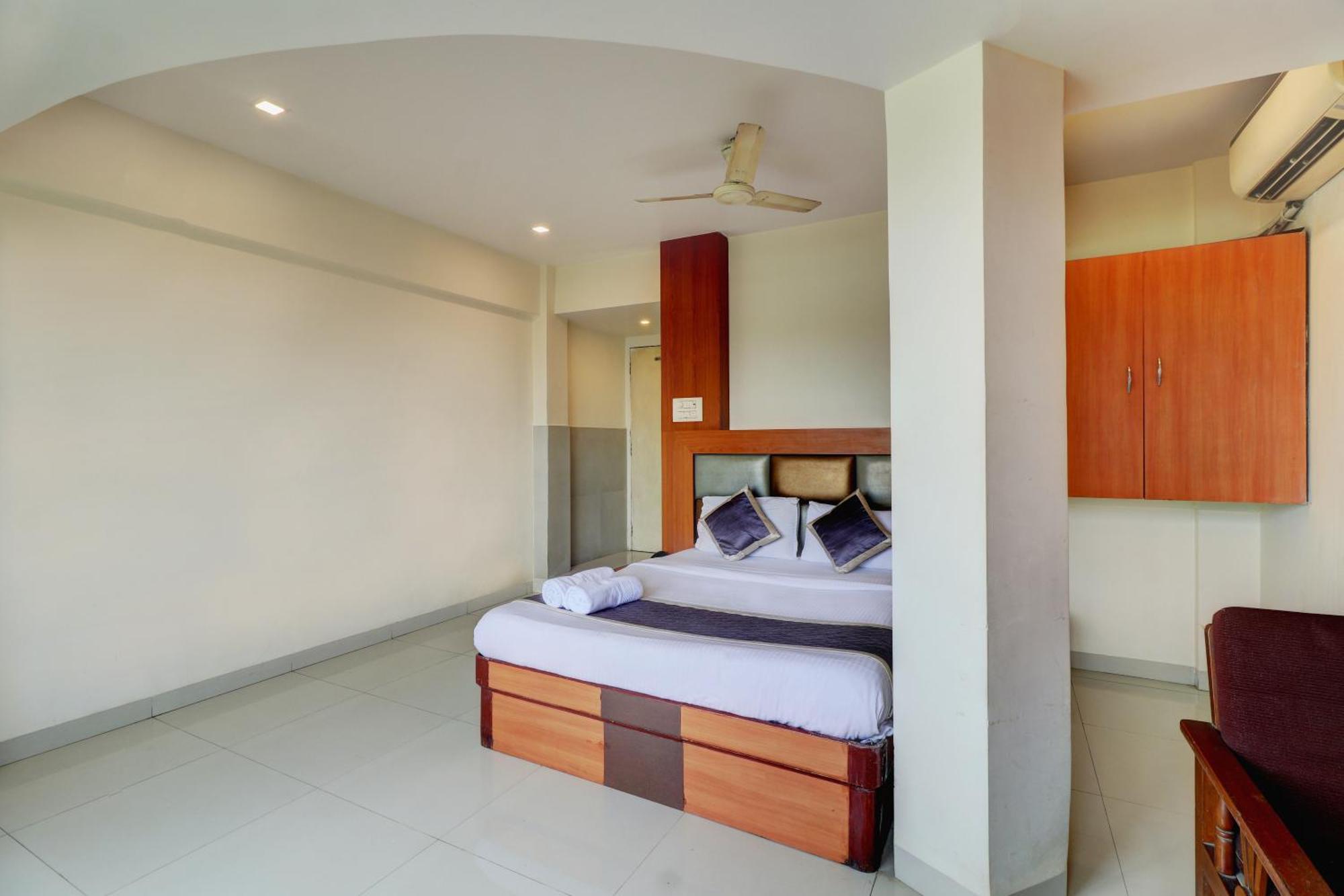 Hotel New Sarovar Grand Panvel Extérieur photo